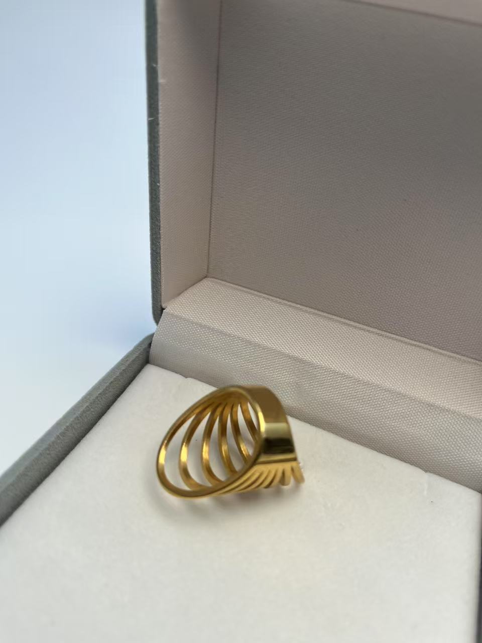 Ring