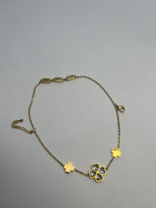 Guldbelagt Blomst Hvid Sten Armbånd - Elegant og Fint