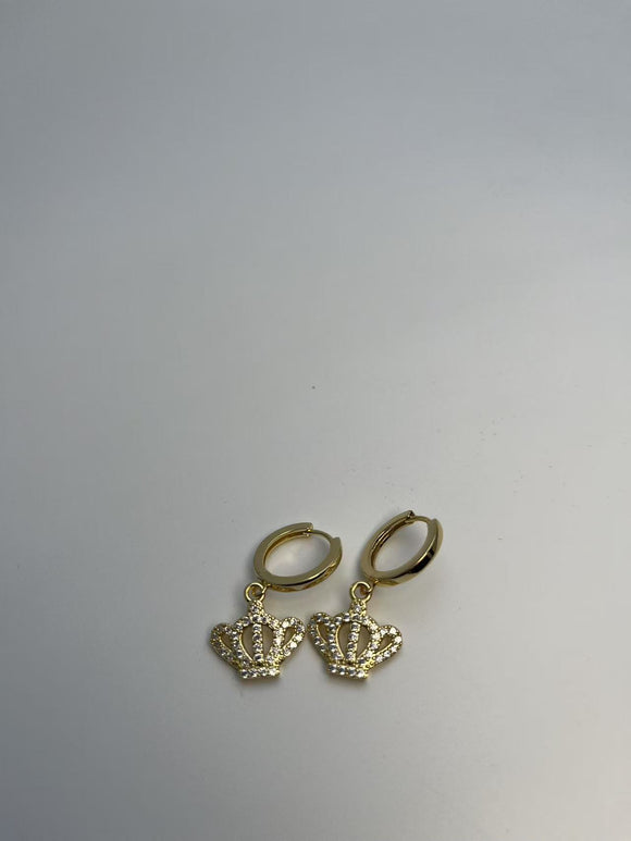 Guldbelagt Krone Ring Øreringe med Glitrende Sten - Elegant og Kongelig
